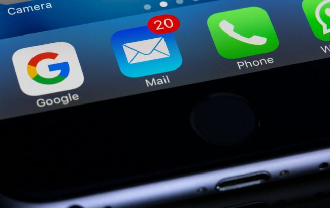 Google додала в iPhone функцію, яка допомагає зрозуміти складні тексти