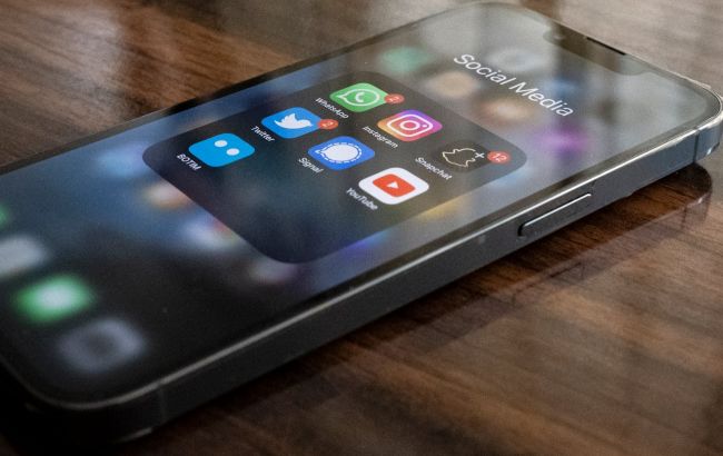 Apple може змінити звичне керування кнопками на iPhone: що відомо