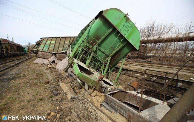В УЗ назвали причину аварии поезда на Выдубичах