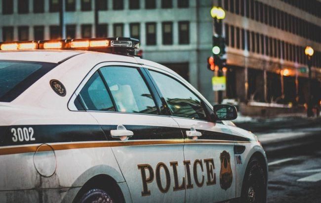 Біля Білого дому заарештували чоловіка за напад на поліцейського