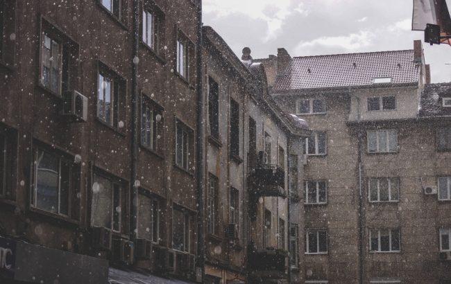 Погода на сьогодні: температура до +12, місцями дощі з мокрим снігом