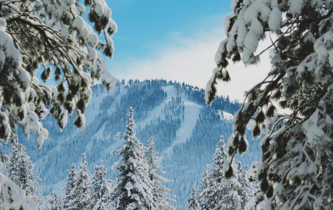 Синоптики попереждають об угрозе схода лавин в трех областях Украины