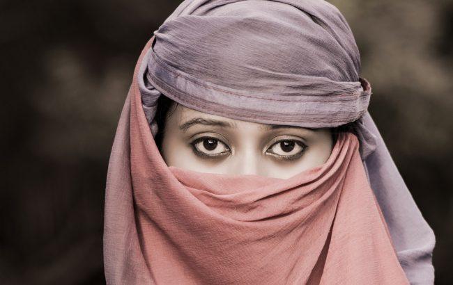 В Германии готовят законопроект, запрещающий закрывать лицо в суде