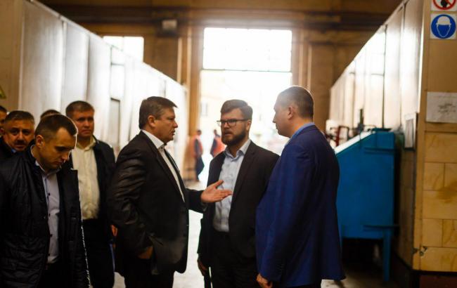 Для сохранения кадров в отрасли увеличиваем вдвое финансирование строительства жилья, - Кравцов