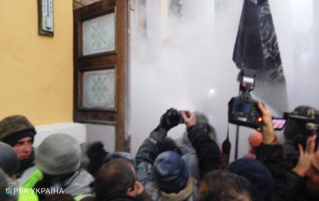 Штурм Октябрьского дворца был провокацией на силовые действия, - нардеп