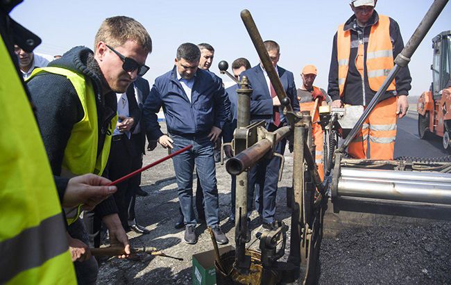 В мае "Укравтодор" отчитается о проверке качества проведенных дорожных работ, - Гройсман