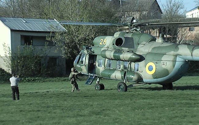 У Вінницькій області КОРД на вертольоті знешкодив чоловіка, який стріляв у поліцейських