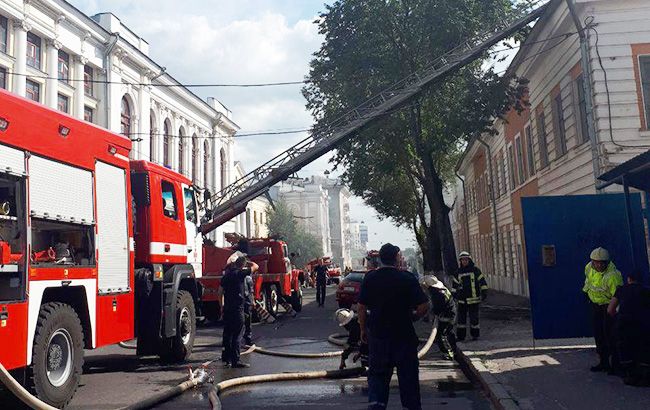 В Харькове горит Инженерно-педагогическая академия