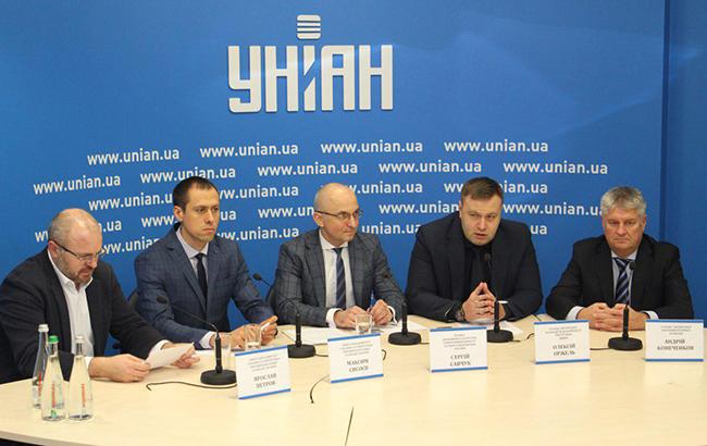 Профильные ассоциации призвали Раду определиться с будущим "зеленой" энергетики