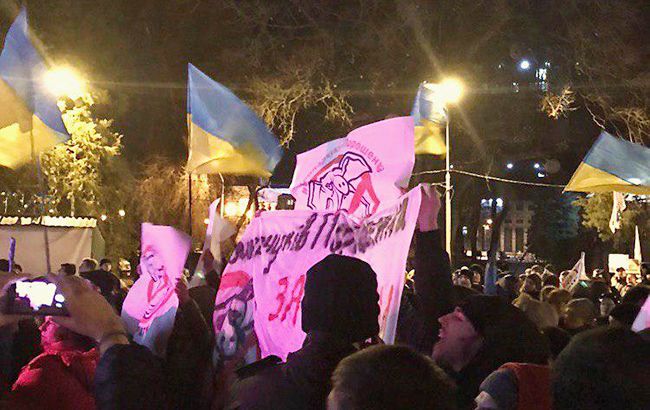 "Нацкорпус" пообещал добиться ареста виновных в обворовывании украинской армии