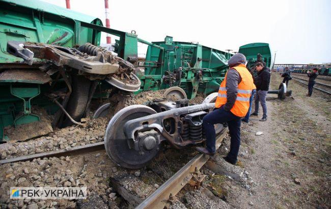 Появились фото с места аварии на Выдубичах