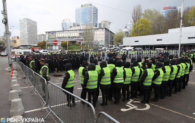 В полиции рассказали об обстановке возле "Олимпийского"
