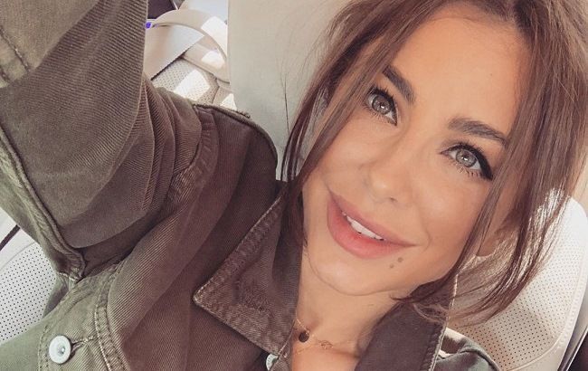 Вот это изменения! Ани Лорак похвасталась стальным прессом и засветила тату (фото)