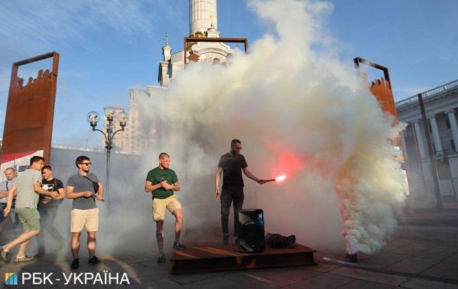 На Майдане началась акция из-за решений ЦИК