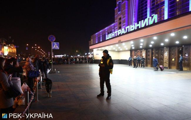 В Киеве заминировали ж/д вокзал