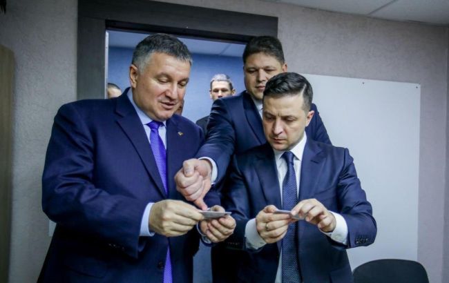 Зеленского и Авакова могут допросить на суде по делу Шеремета