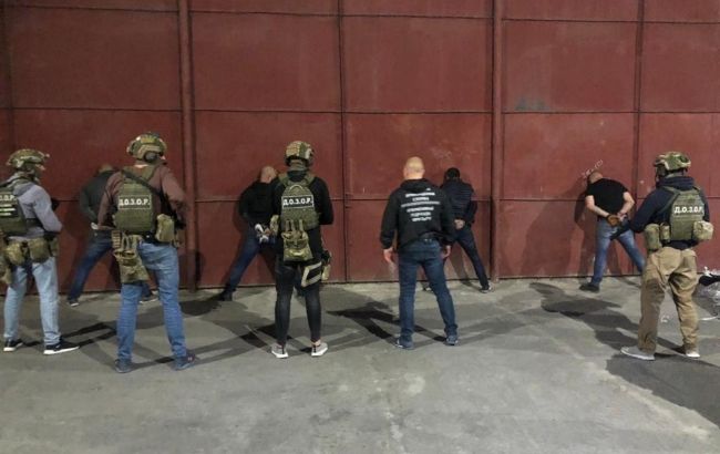 В Одессе задержали иностранцев с более чем сотней килограммов кокаина