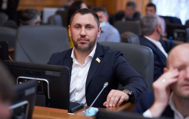 Стрихарский предложил увеличить доходы местных бюджетов налогами от бизнеса по месту их нахождения