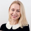 Олена Комаринська