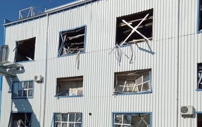 Під Києвом потрапив під обстріл завод Coca-Cola