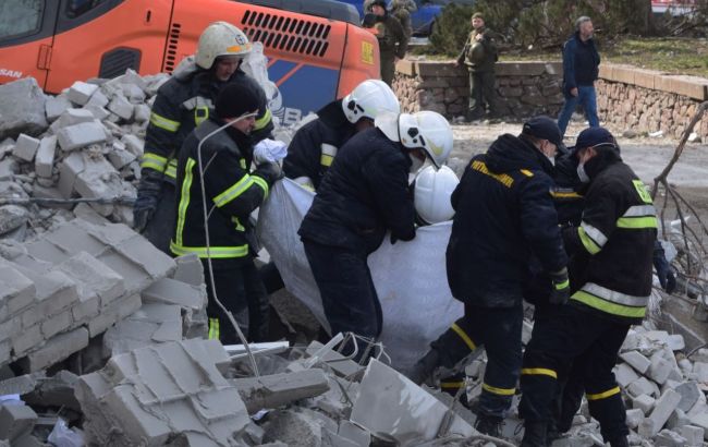 Опубликовано видео ракетного удара по Николаевской ОГА