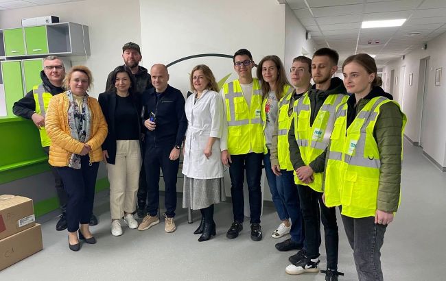 Израиль передал киевским больницам инновационные медикаменты