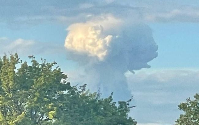 В нескольких районах Днепропетровской области слышны взрывы