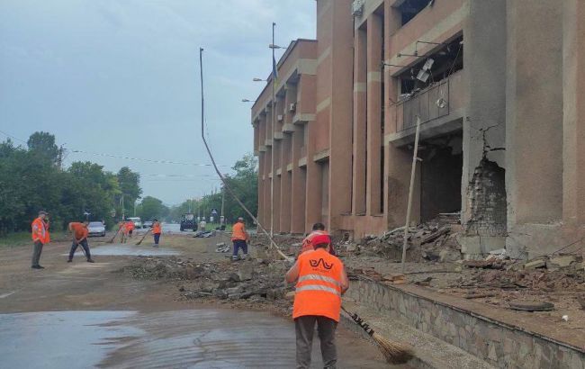 Окупанти обстріляли черговий університет у Миколаєві: мер показав наслідки