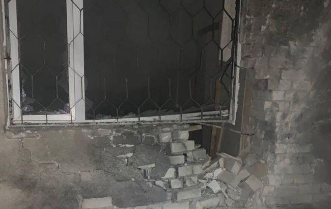Росіяни знову обстріляли дитячу лікарню в Херсоні (фото наслідків)