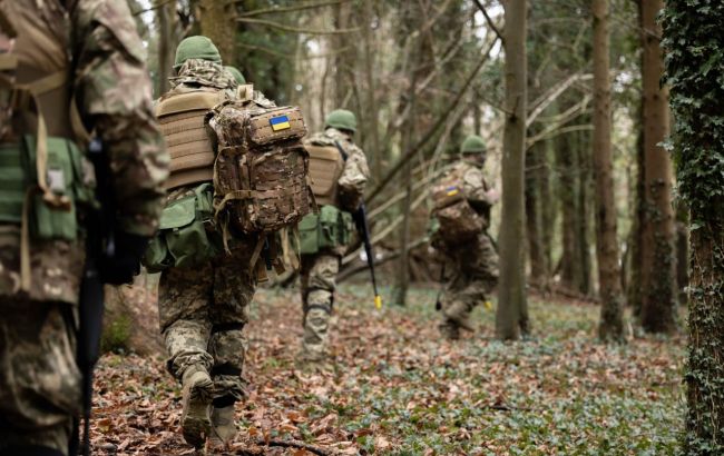 Маскування та заняття вогневої позиції. В ЗСУ показали нові фото з навчань в Британії