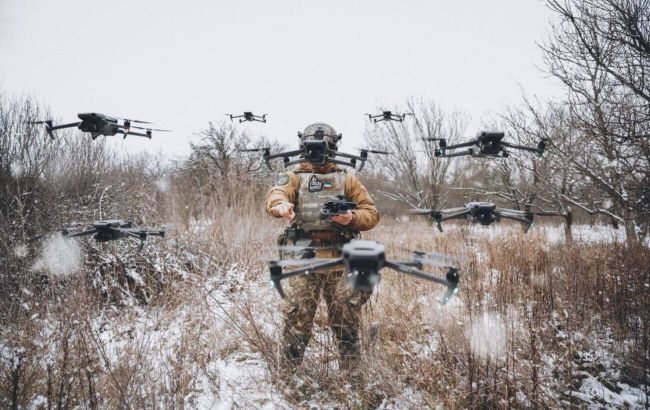 Мільйон гривень за 5 днів. Волонтери збирають на коптери в Бахмут