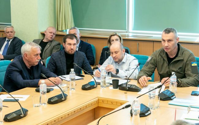 АМУ обговорила з віце-премʼєром проблеми наступного опалювального сезону та відновлення громад