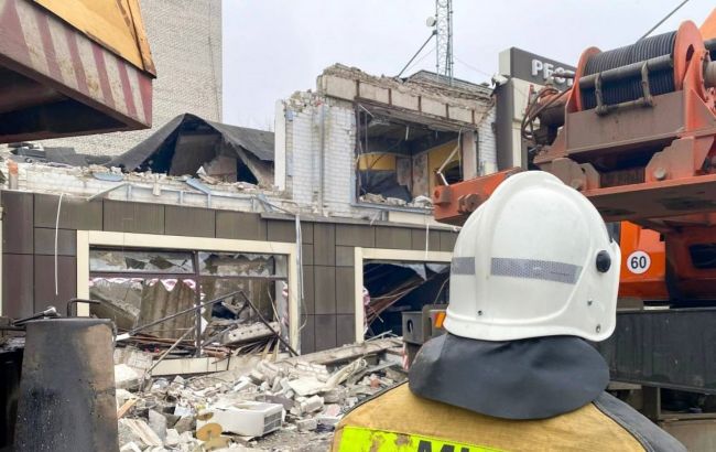 Росіяни поскаржились на обстріл "пекарні" в Лисичанську. Насправді там засідали окупанти