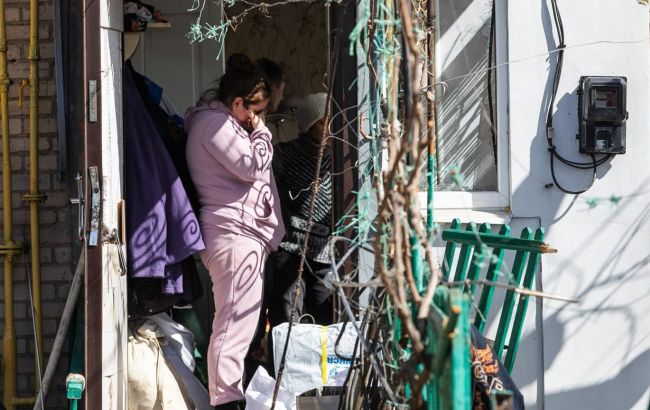 Обстріл будинків у Запоріжжі: в ОВА показали фото наслідків