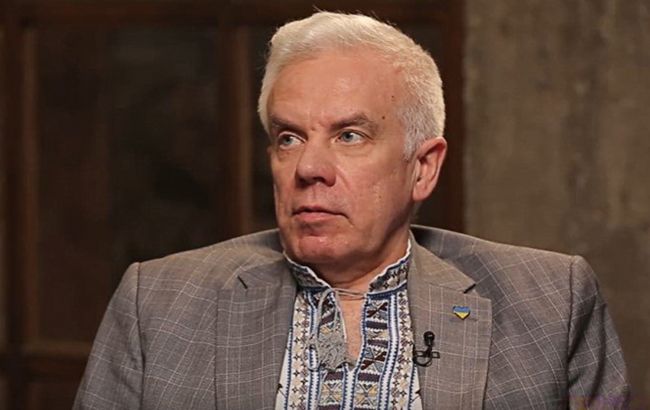 "Нам треба боротися, щоб зберегти українців": історія хірурга з Маріуполя у музеї "Голоси мирних"