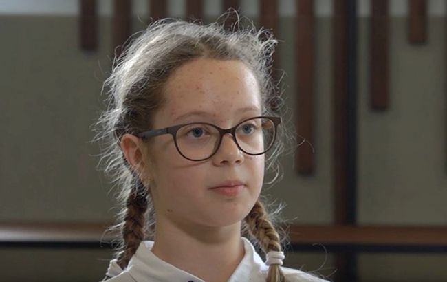 "Після перемоги зустрінуся із подругами у кафе": історія 10-річної Єви з Бородянки у музеї "Голоси мирних"