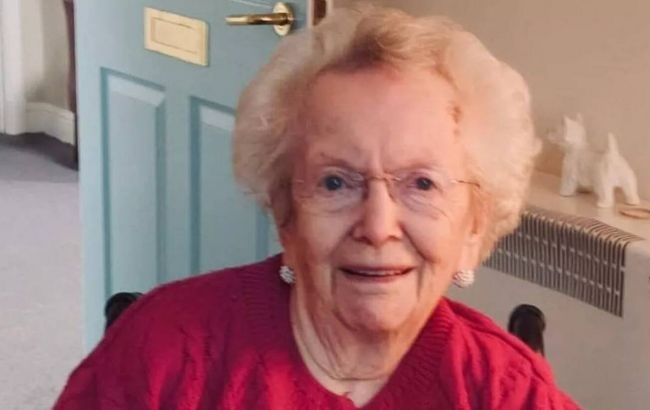 Сніданок довголіття: 100-річна жінка розповіла, що їсть кожного ранку