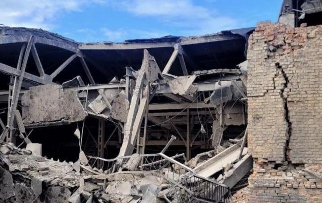 Росія вдарила по Сумах. Є загиблі і важкопоранені: перші фото наслідків