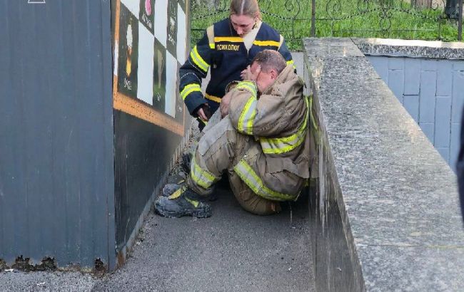 Працювали під обстрілами: у Києві загинули троє рятувальників під час атаки РФ