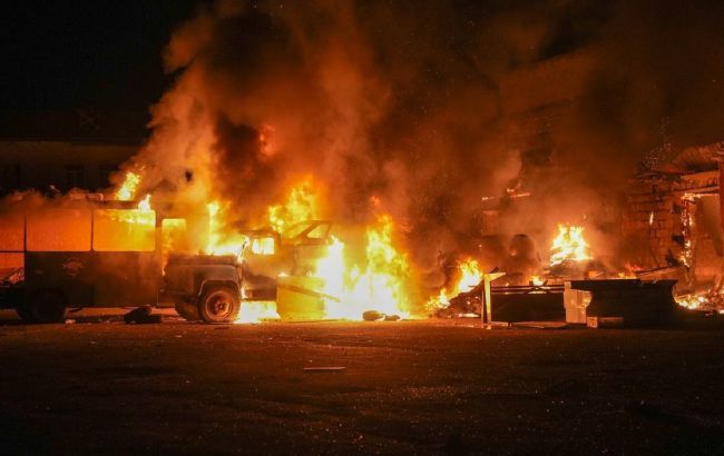 Удар по Одессе: дроны разрушили здания, сгорели авто, есть жертва (фото)