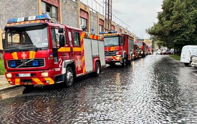 Вибух у номері та 6 постраждалих: нові деталі пожежі в готелі Львова