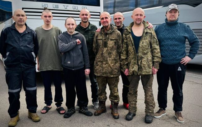 В СБУ показали ексклюзивне відео обміну полоненими на День незалежності