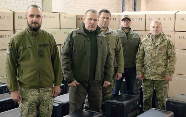 Полк "Ахиллес" получил большую партию зарядных станций от "Украинской команды", - Палатный