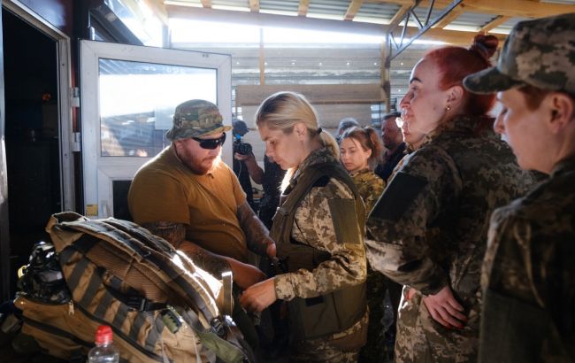 "Вы в розыске ТЦК". Что на самом деле происходит с женской мобилизацией в Украине