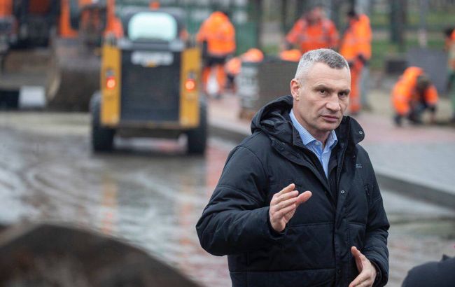 Коли відремонтують дороги в Києві: Кличко назвав головну умову
