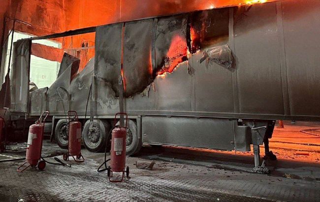 В Одесі уламки дрону РФ знищили посилки "Нової пошти" на понад 2 млн гривень