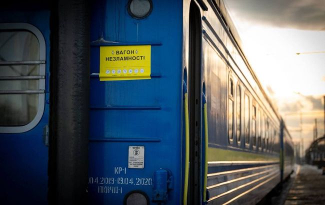 В Киевской области развернули первые "Вагоны несокрушимости"