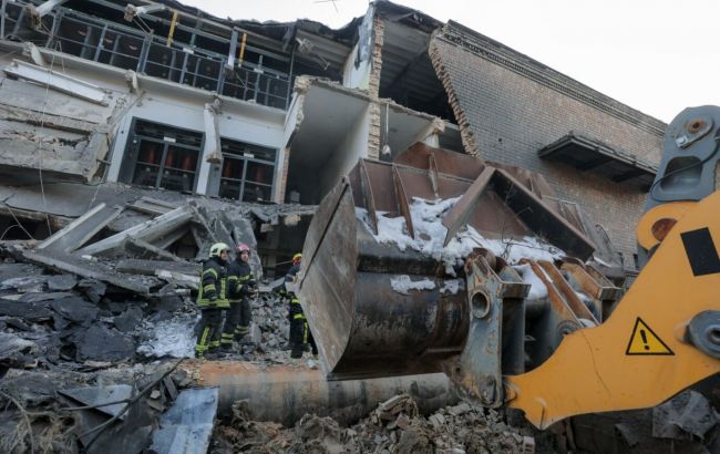 В Києві дали невтішний прогноз щодо відновлення Дарницької ТЕЦ