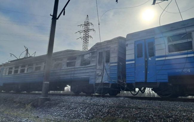 Трагедия на Днепропетровщине: электричку атаковал дрон РФ, есть жертва