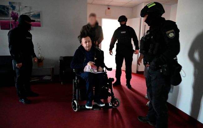 Поліція вручила підозру у шахрайстві медійнику та адвокату Ігорю Мізраху